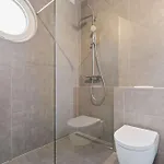 דירה Modern Lux With Balcony In