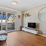 Modern Lux With Balcony In Apartment Luxemburg