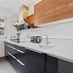 Apartment Modern Lux With Balcony In *