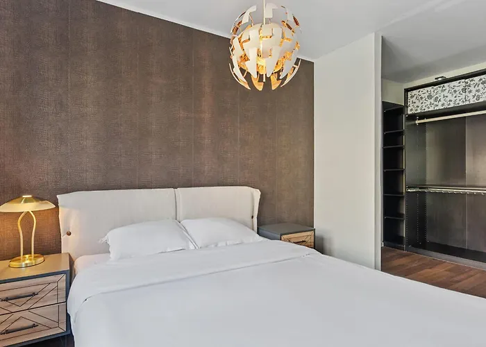 Modern Lux With Balcony In Apartman Luxemburg